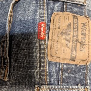 Wrangler Men's Classic Denim Jeans